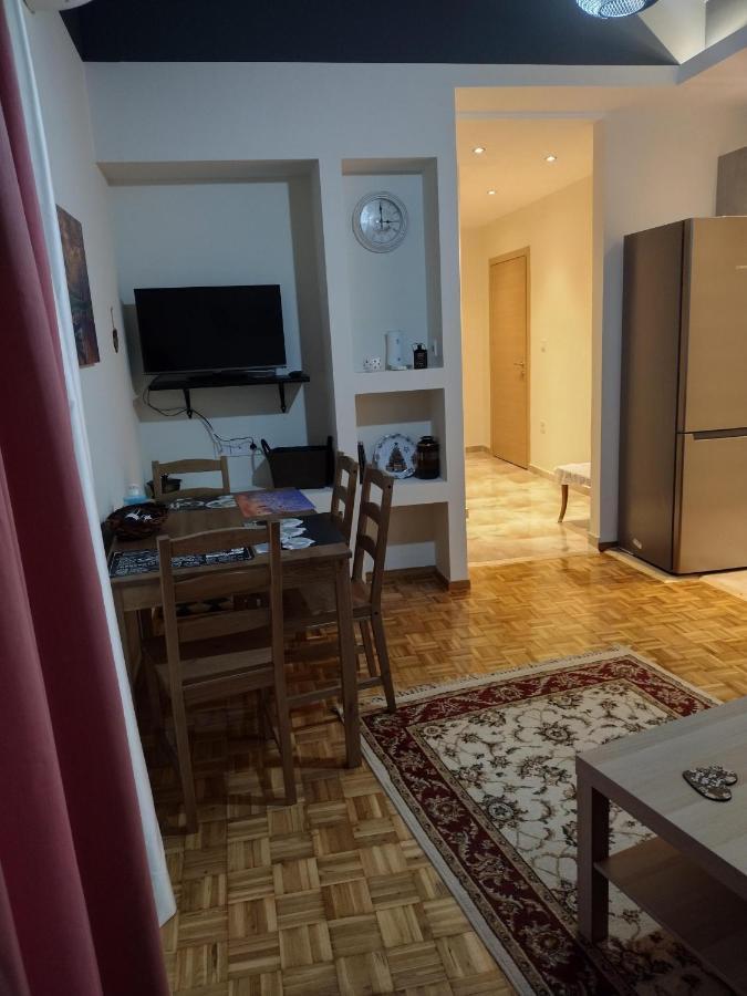 City Center Apartment Янина Екстериор снимка