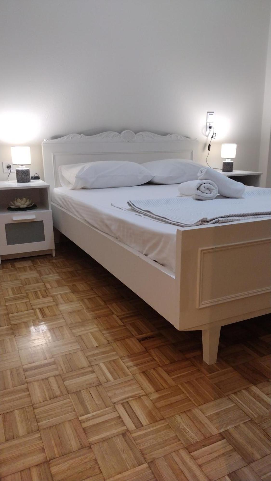 City Center Apartment Янина Екстериор снимка